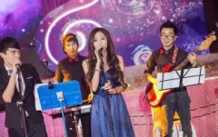 活动策划、主持、舞蹈、节目表演、舞台灯光布置搭